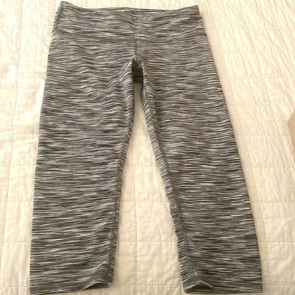 ALO cropped leggings